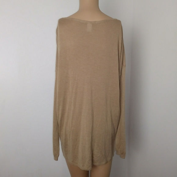 H&M Basic Top - Picture 3 of 5